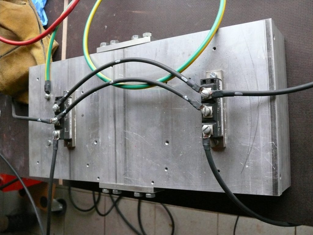 Bridge rectifier and heatsink used as the power supply