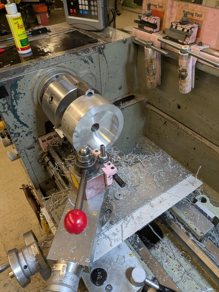 Turning the replacement pulley from aluminium